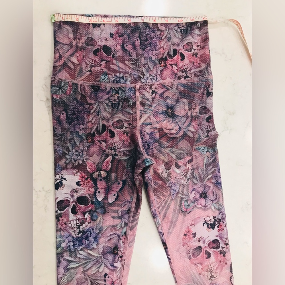 Evolution and Creation NWOT legging’s